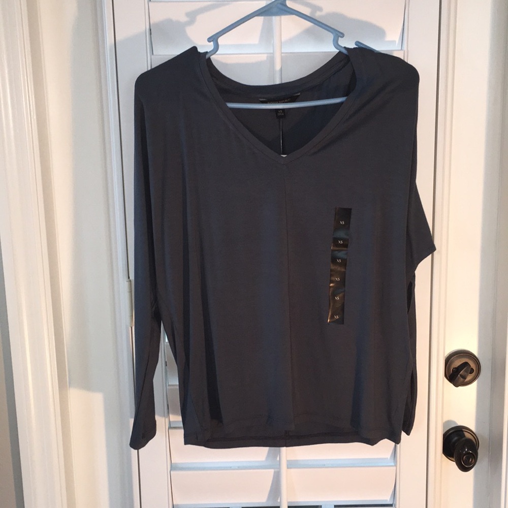 NWT Cold shoulder top
